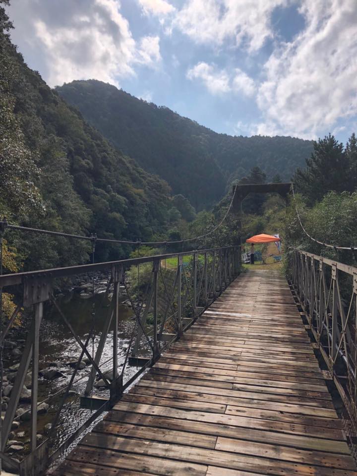泉佐野市大木の景観・吊り橋